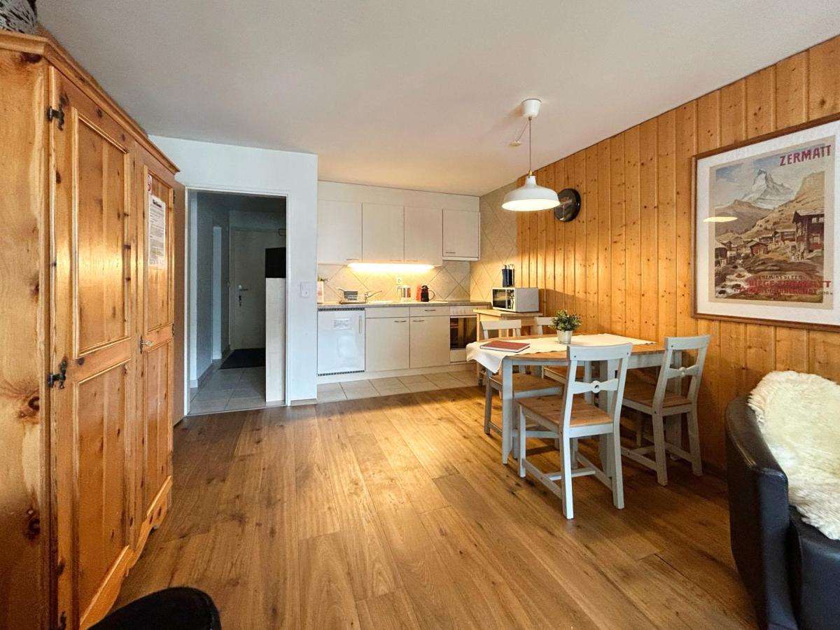 Beautiful Apartment In Zermatt With A Breathtaking View Of The Matterhorn Экстерьер фото