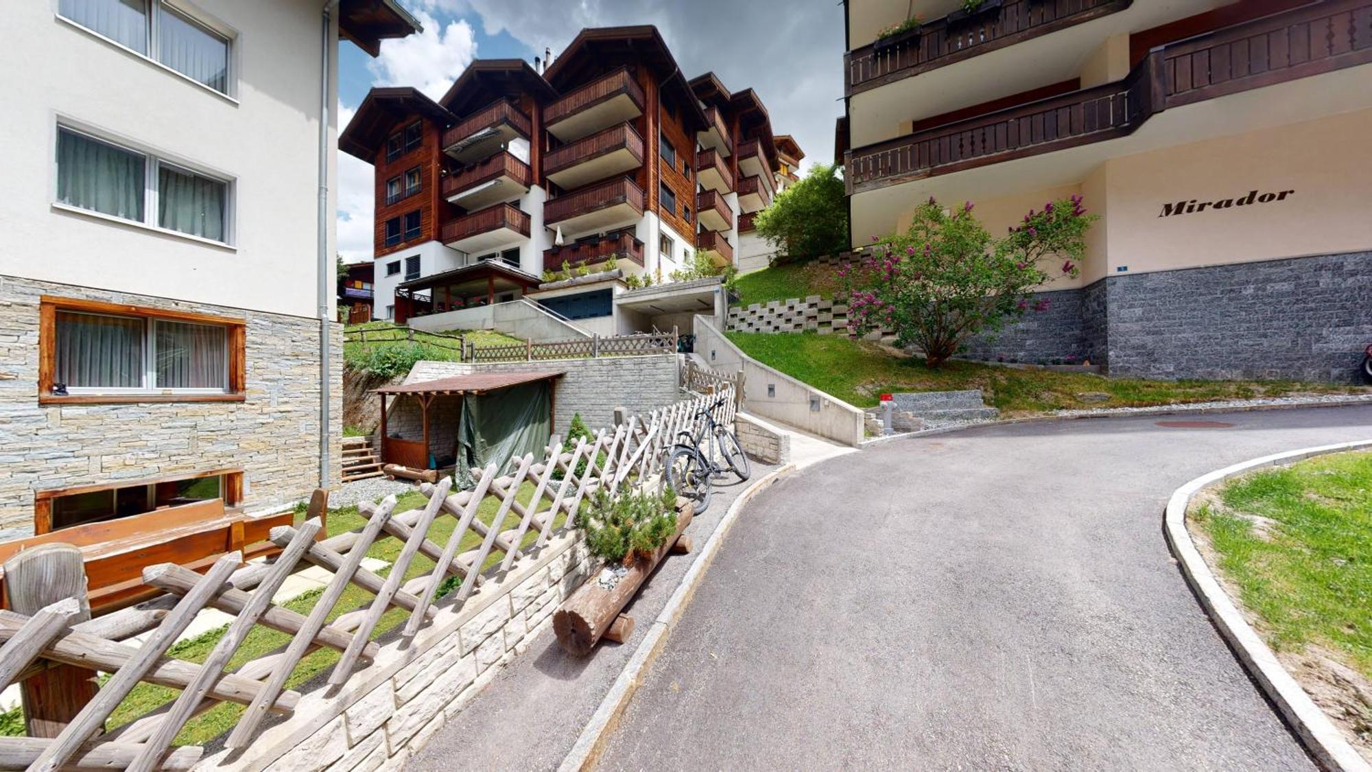 Beautiful Apartment In Zermatt With A Breathtaking View Of The Matterhorn Экстерьер фото